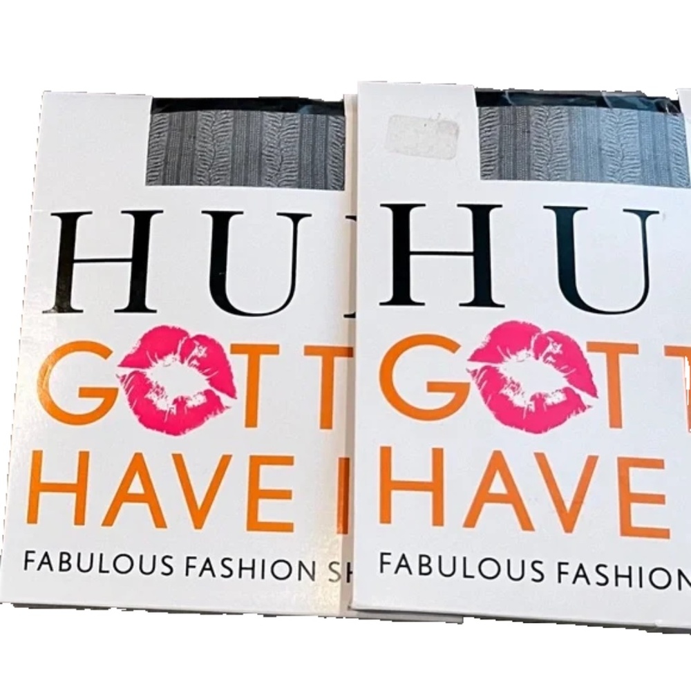 2-Hue Women's Sheer Control Top Black Pantyhose, Leafy Vines Size 1